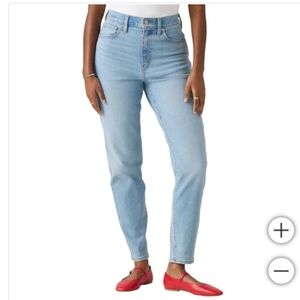 (5)Levis Women's High Rise Mom Jeans